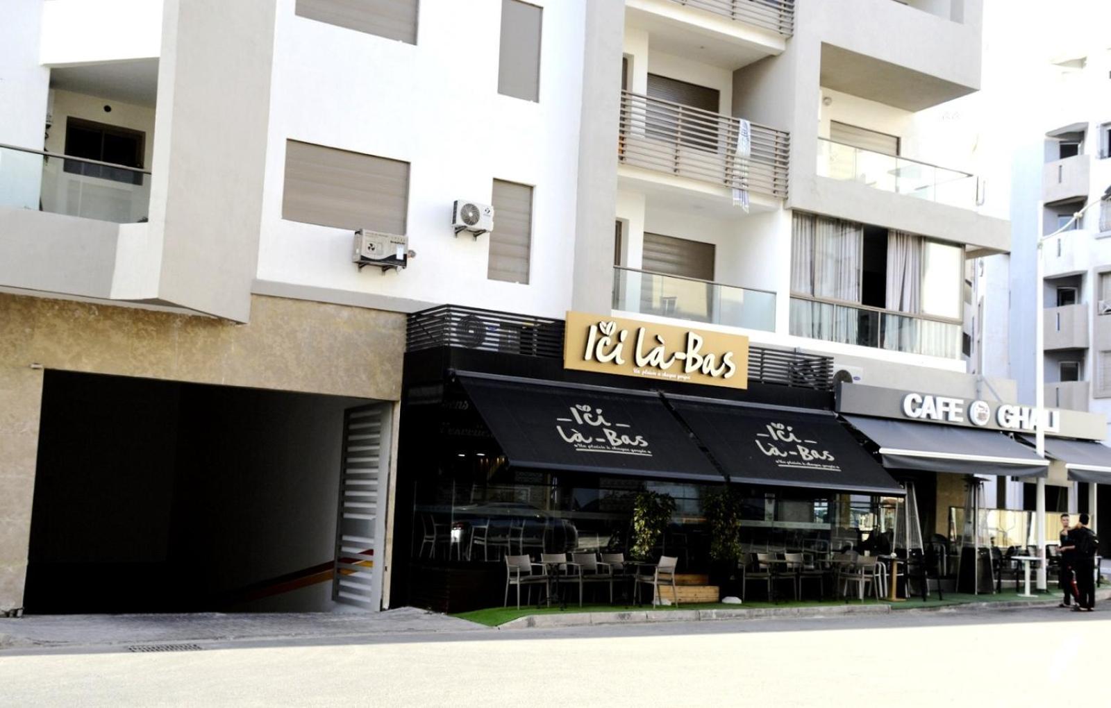 With Panoramic Ocean View In Appartement *